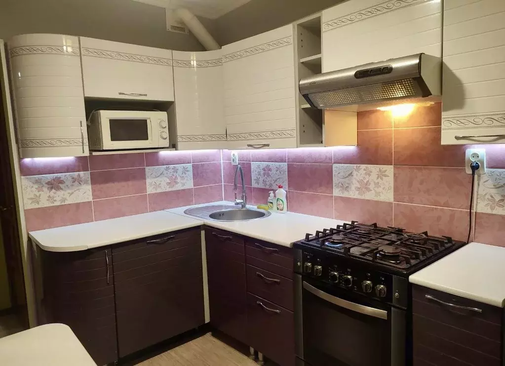 Квартира, 3 комнаты, 62 м - Фото 1