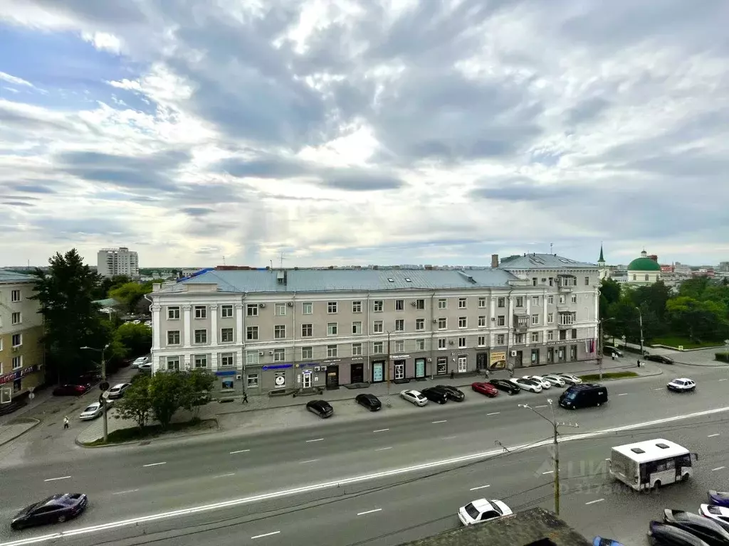 2-к кв. Омская область, Омск просп. Карла Маркса, 6 (63.0 м) - Фото 1