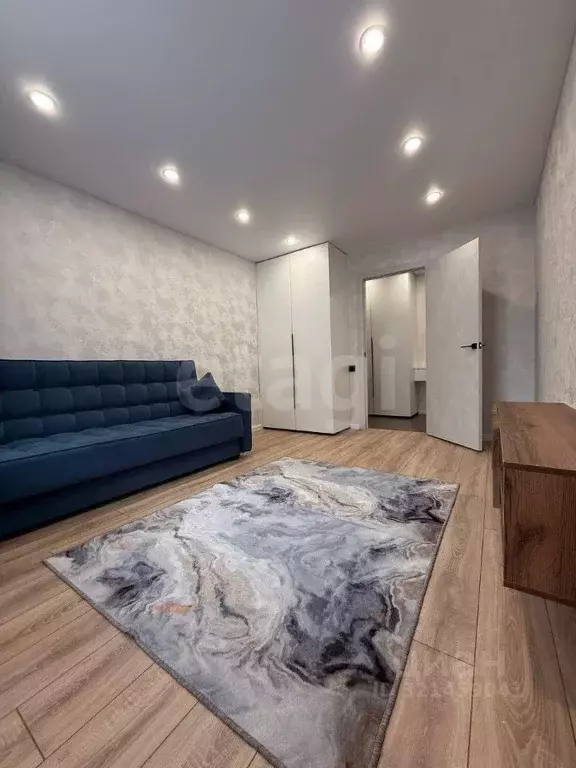 2-к кв. Тюменская область, Тюмень Холодильная ул., 84 (49.0 м) - Фото 1