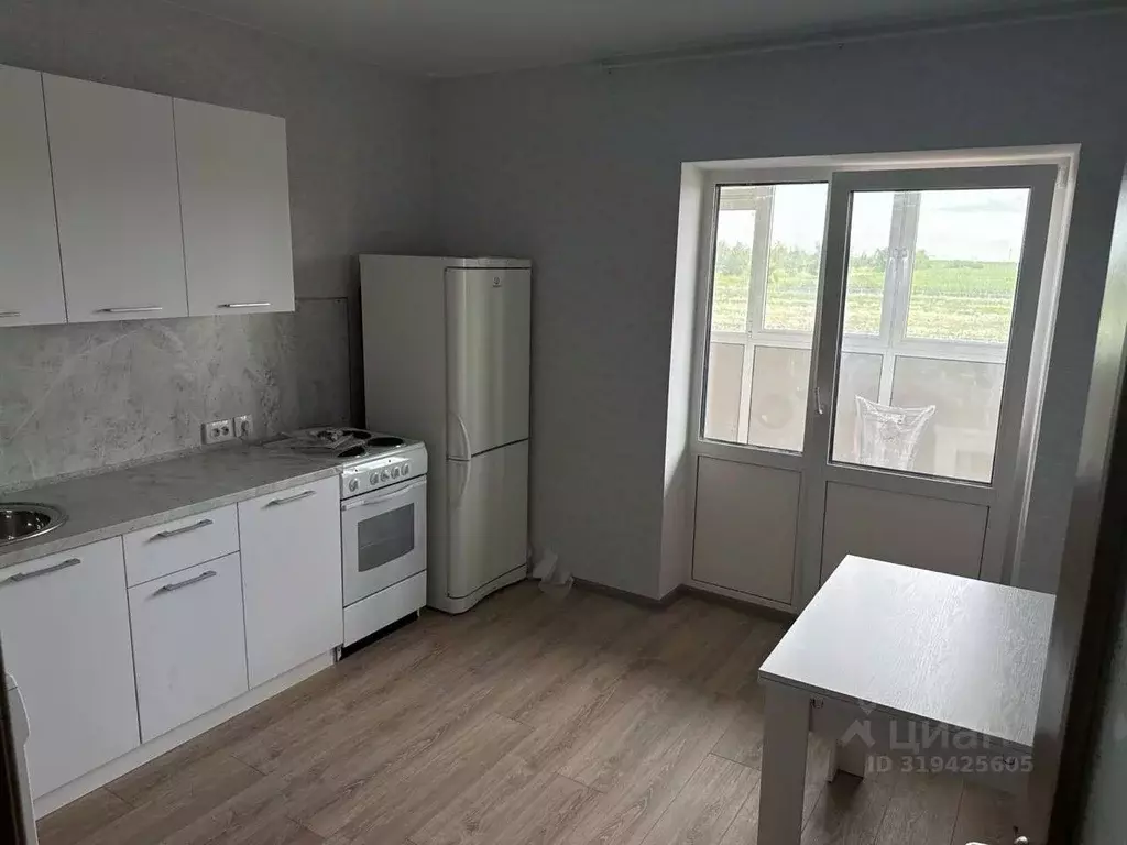 1-к кв. Воронежская область, Новоусманский район, пос. Отрадное ул. ... - Фото 2