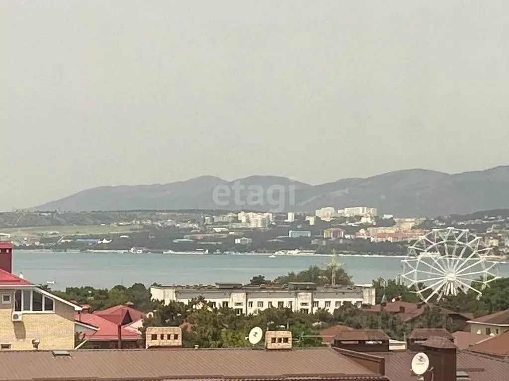 3-к кв. Краснодарский край, Геленджик Севастопольская ул., 19 (86.4 м) - Фото 2