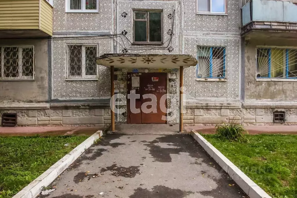 2-к кв. Тюменская область, Тюмень ул. Воровского, 21 (43.5 м) - Фото 1