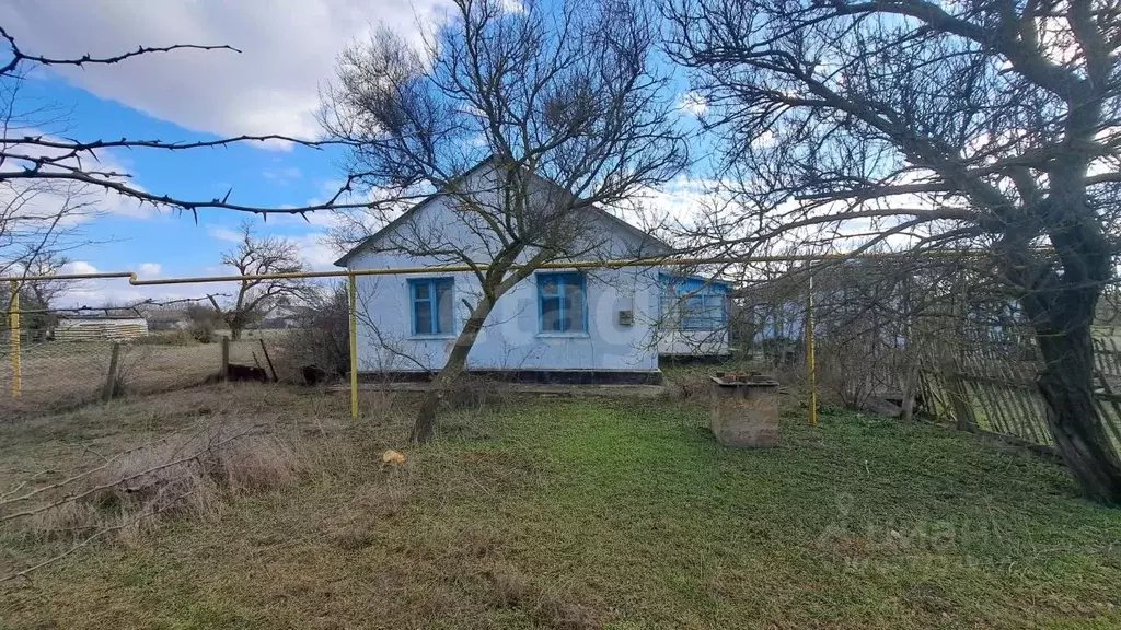 Дом в Крым, Раздольненский район, Березовское с/пос, с. Березовка ул. ... - Фото 1