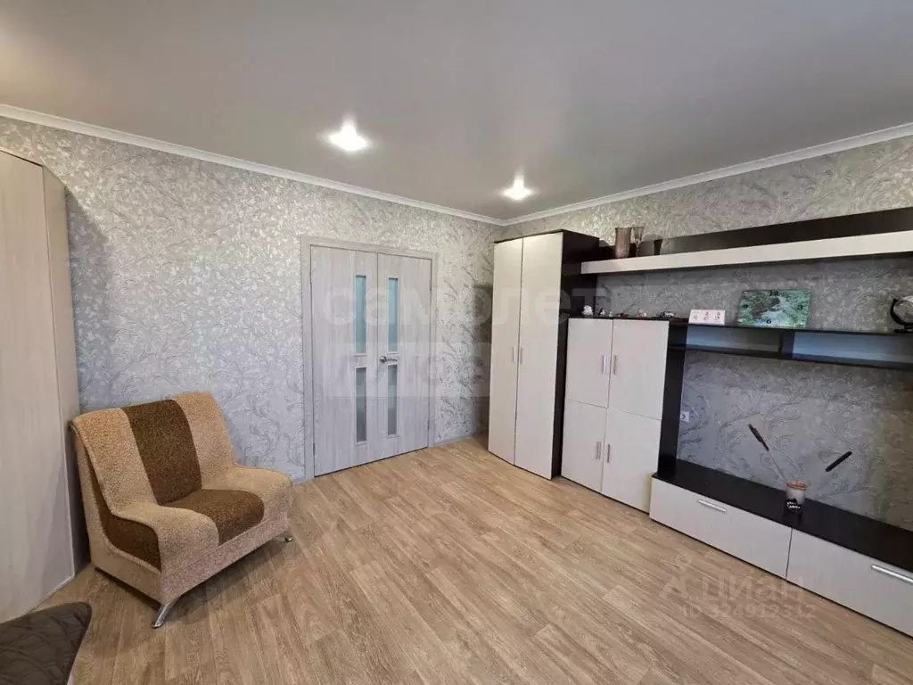 3-к кв. Оренбургская область, Оренбург ул. Джангильдина, 20 (66.7 м) - Фото 1