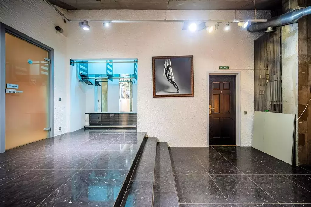 Помещение свободного назначения в Свердловская область, Екатеринбург ... - Фото 2