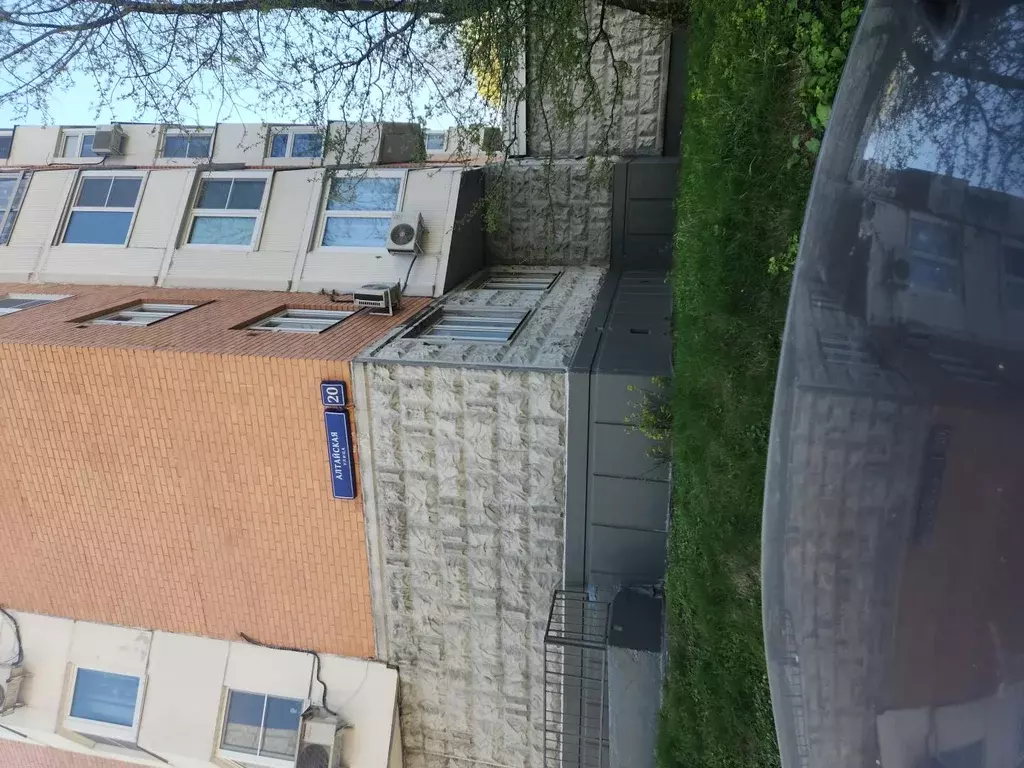 Продается 2-комнатная квартира - Фото 1