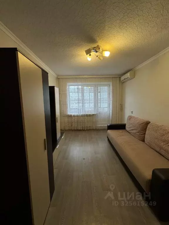 1-к кв. Татарстан, Казань ул. Адоратского, 28 (35.0 м) - Фото 2