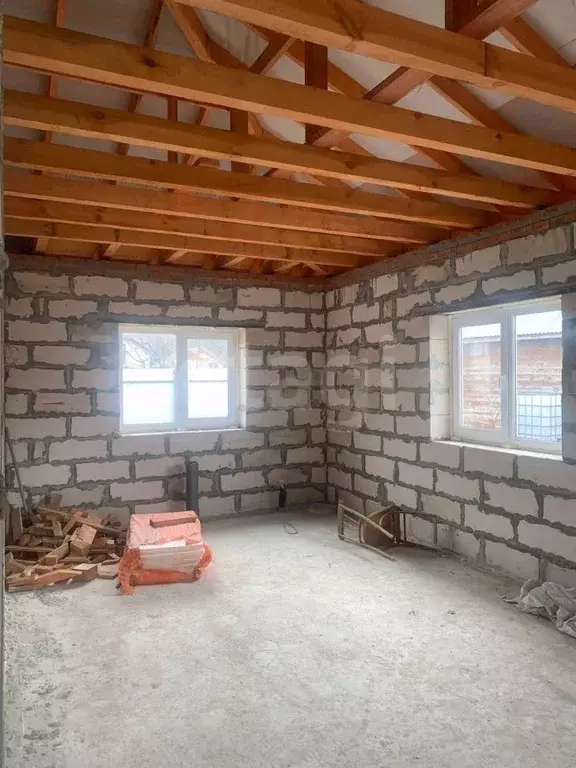 Дом в Калужская область, Калуга Рабочий садовод СНТ, ул. Клубничная, ... - Фото 1