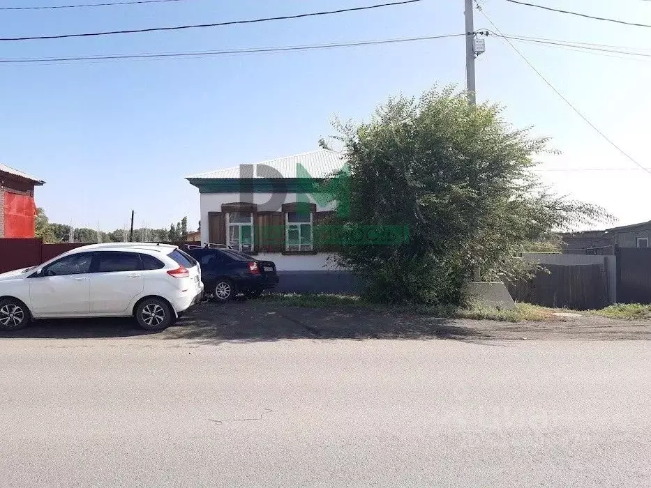 Дом в Оренбургская область, Орск Старый город мкр, ул. Орджоникидзе, ... - Фото 0