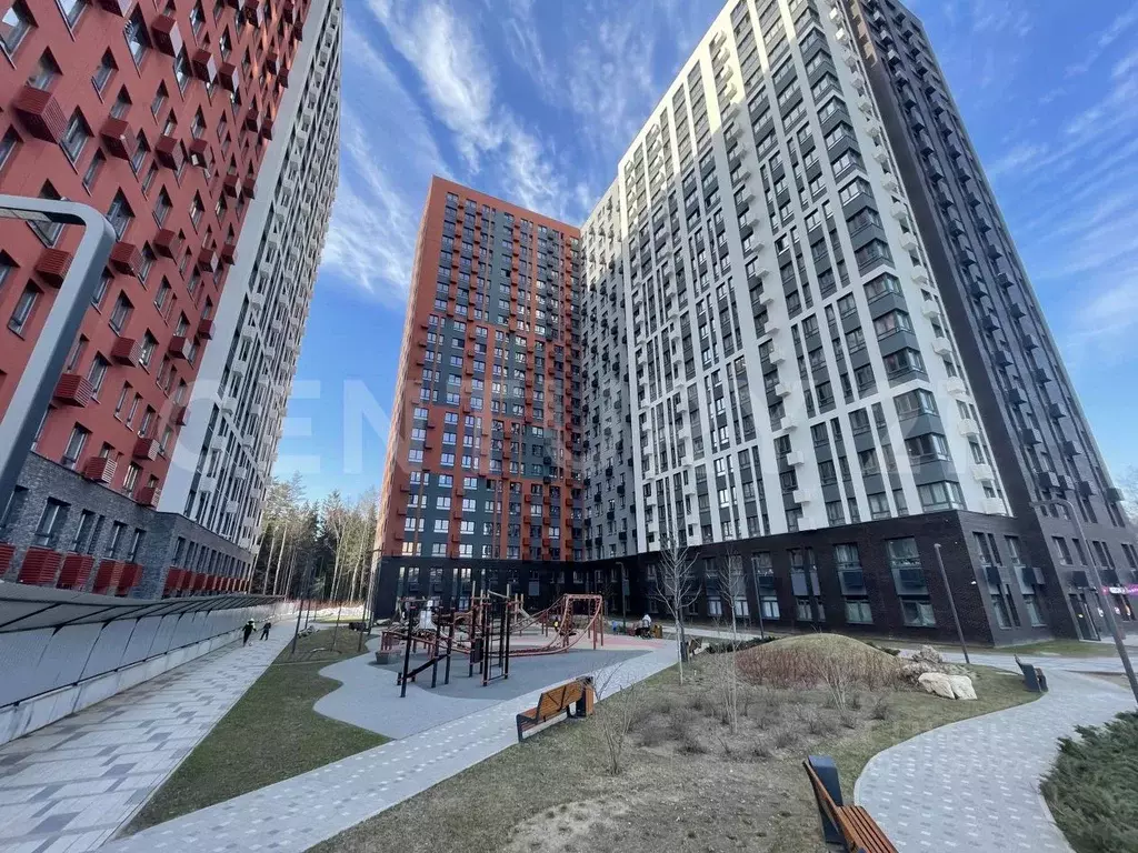 3-к кв. Москва, Москва, Московский г. ул. Никитина, 3к4 (96.0 м) - Фото 1