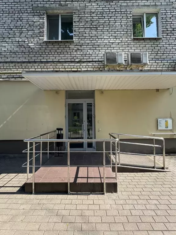 Помещение свободного назначения в Брянская область, Брянск Харьковская ... - Фото 0