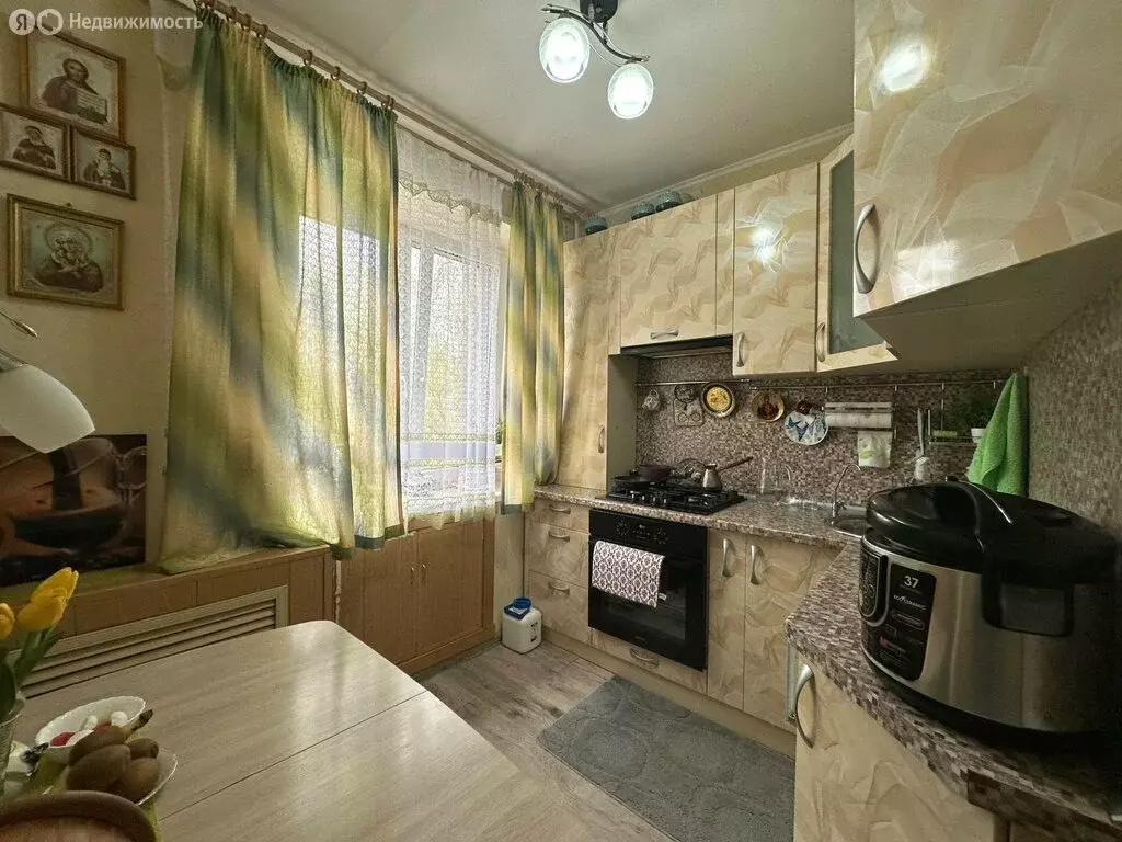 3-комнатная квартира: Псков, улица Алтаева, 4 (57.6 м) - Фото 2