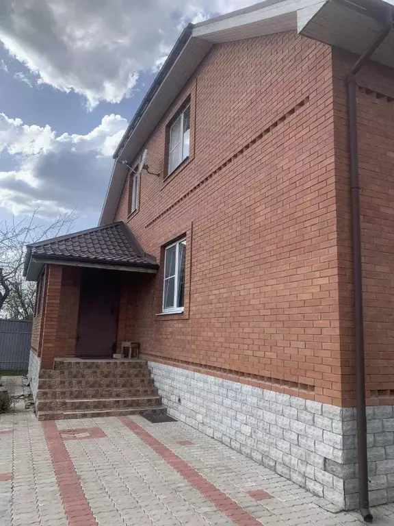 Дом в Самарская область, Ставропольский район, с. Ягодное ул. ... - Фото 1