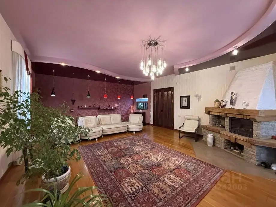 Дом в Татарстан, Зеленодольск ул. Серова, 32 (450 м) - Фото 1