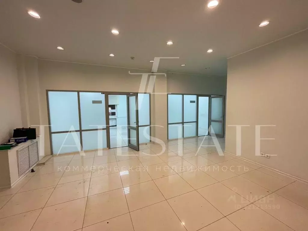 Офис в Татарстан, Казань ул. Дзержинского, 9/1 (260 м) - Фото 1