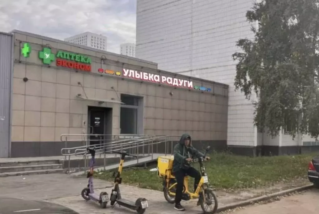 Помещение свободного назначения в Москва Лобненская ул., 15К2 (243 м) - Фото 1