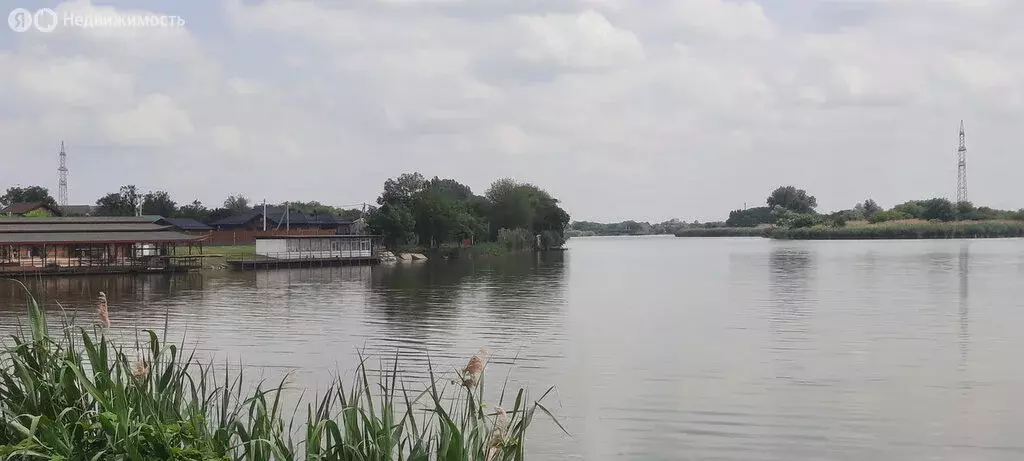Участок в станица Новотитаровская, Заречная улица (20 м) - Фото 0