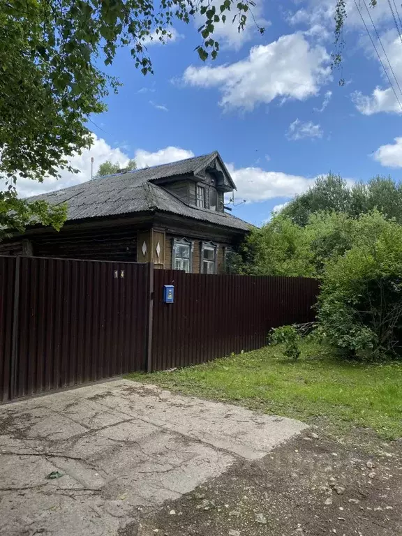 Дом в Тверская область, Старицкий муниципальный округ, д. Молоково  ... - Фото 1