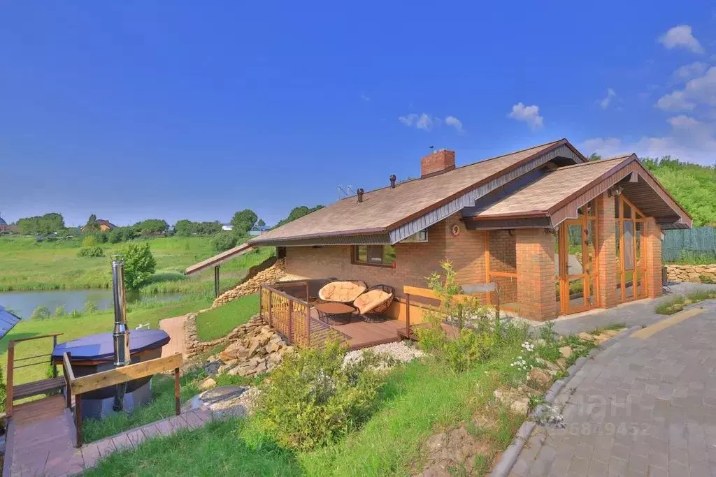 Дом в Тульская область, Щекинский район, Яснополянское с/пос, д. ... - Фото 1