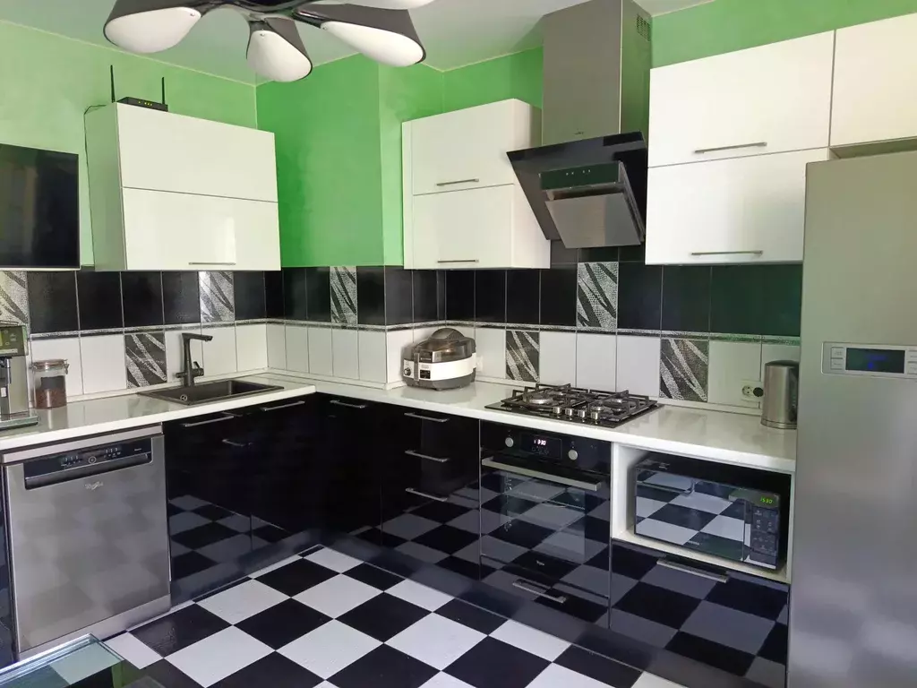 Продаётся 3-к квартира, 70 м - Фото 0