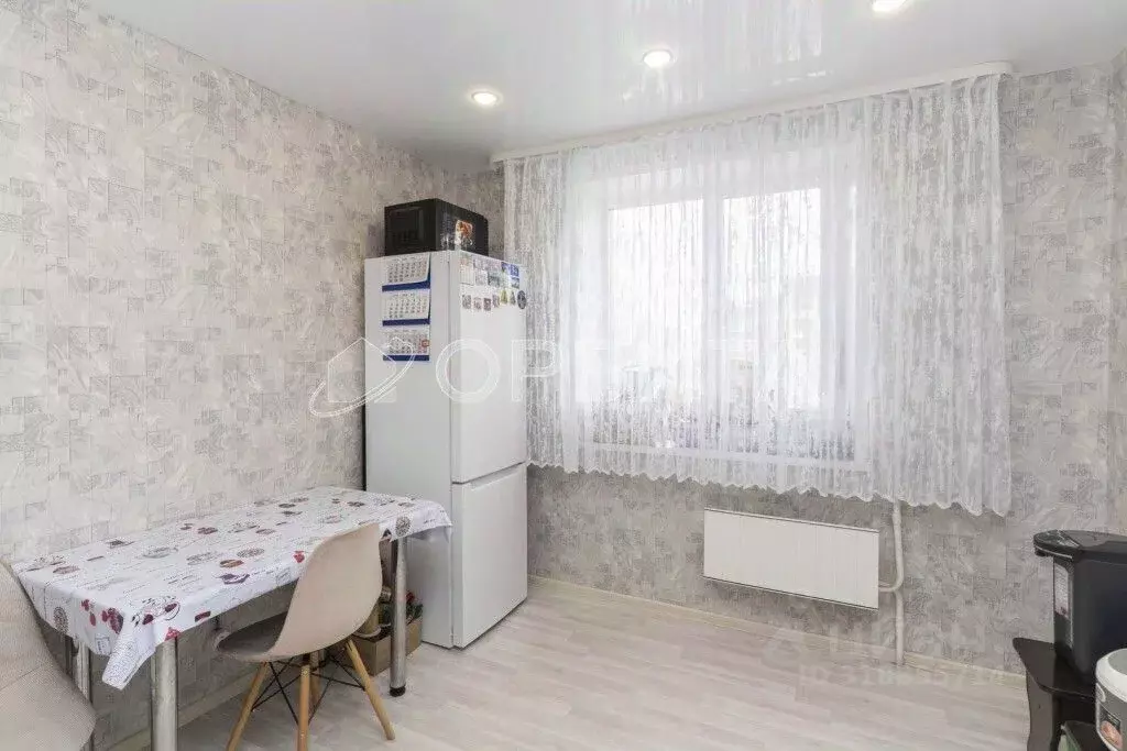 2-к кв. Тюменская область, Тюмень ул. Боровская, 7 (50.6 м) - Фото 1