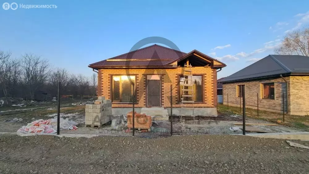 Дом в Апшеронск, Подлесная улица (70 м) - Фото 1