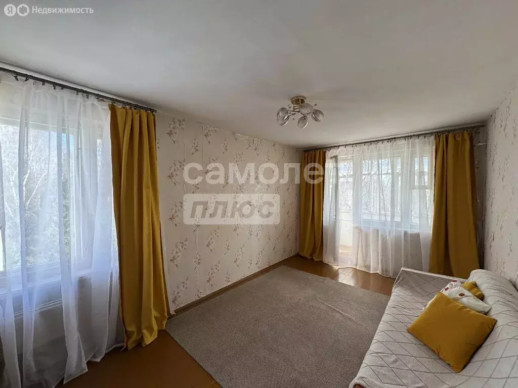 3-комнатная квартира: Сыктывкар, проспект Бумажников, 51 (62 м) - Фото 1