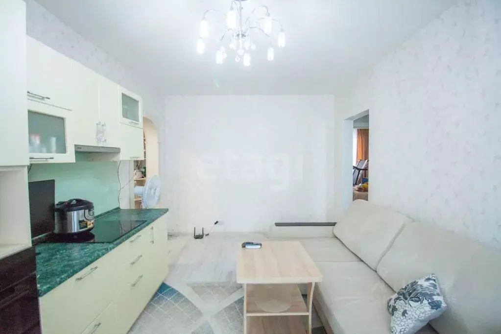 3-к кв. Сахалинская область, Южно-Сахалинск Крайняя ул., 35 (57.6 м) - Фото 1