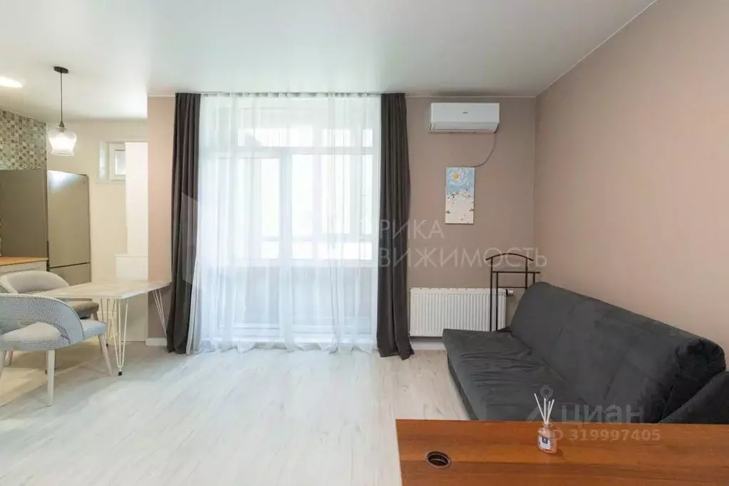 Студия Тюменская область, Тюмень ул. Фармана Салманова, 12 (32.6 м) - Фото 1
