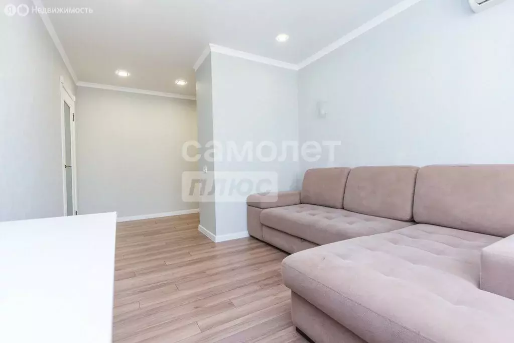 3-комнатная квартира: Уфа, улица Менделеева, 112/2 (66.2 м) - Фото 2