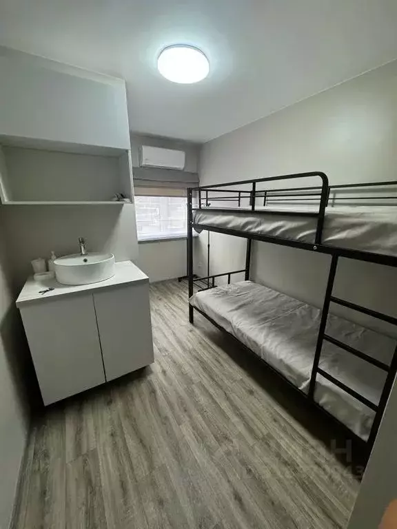 Комната Краснодарский край, Сочи Завокзальный мкр, ул. Невская, 19 - Фото 0