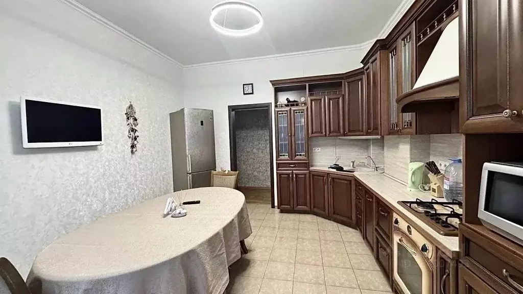 2-к кв. Татарстан, Альметьевск ул. Заслонова, 8А (90.0 м) - Фото 1