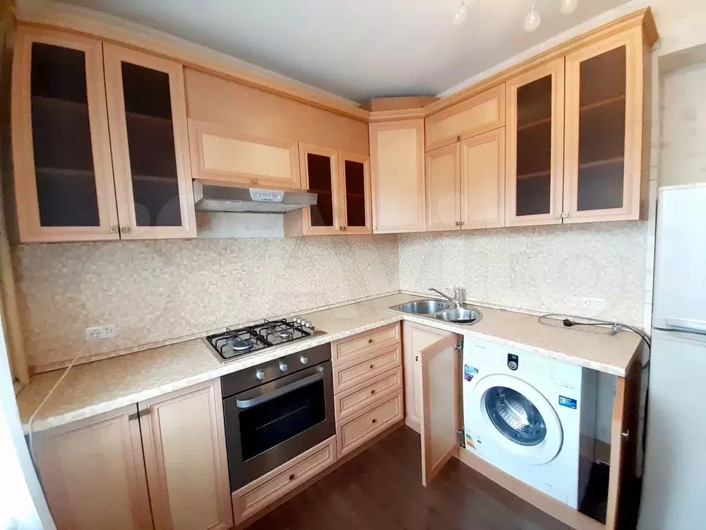 1-к. квартира, 40 м, 3/9 эт. - Фото 1