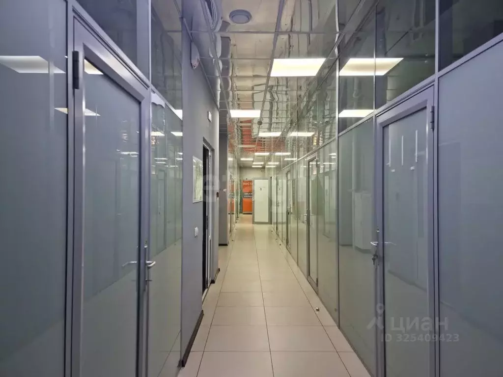 Офис в Ямало-Ненецкий АО, Новый Уренгой просп. Губкина, 14А (25 м) - Фото 2