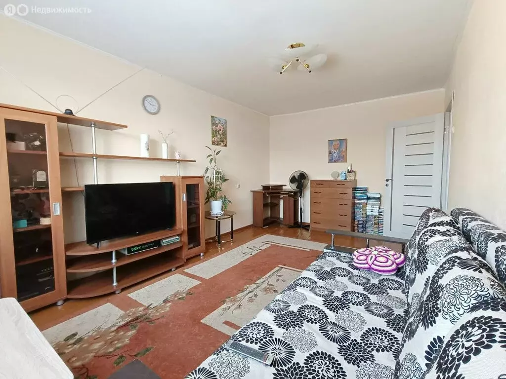 3-комнатная квартира: Череповец, улица Данилова, 28 (84 м) - Фото 1