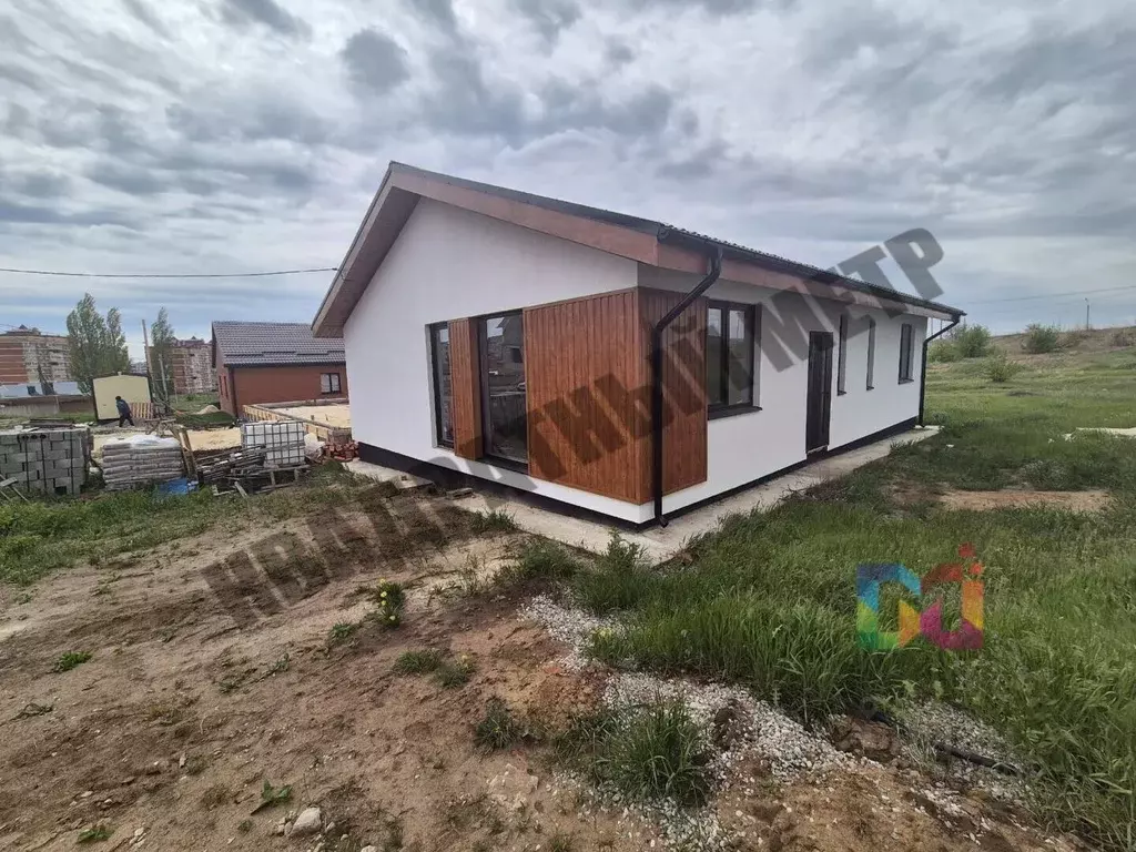 Дом в Калмыкия, Элиста 10-й мкр, 67А (115 м) - Фото 1