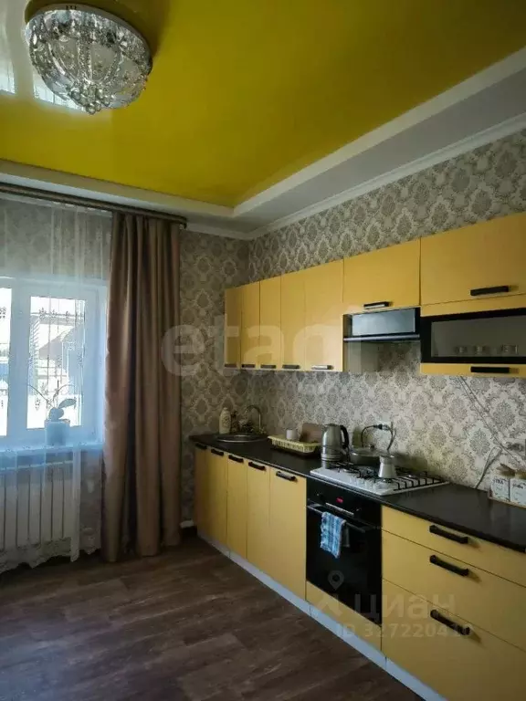 Дом в Алтай, Горно-Алтайск Набережная ул., 35 (165 м) - Фото 1