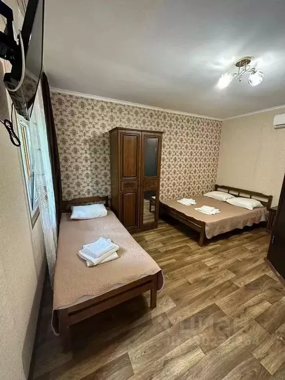 Комната Краснодарский край, Сочи Адлер жилрайон, ул. Чкалова, 38 - Фото 1