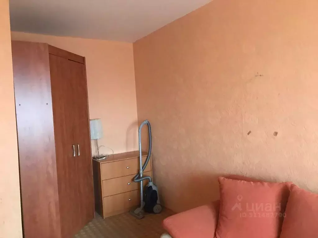 1-к кв. Татарстан, Казань ул. Толбухина, 21 (30.0 м) - Фото 1