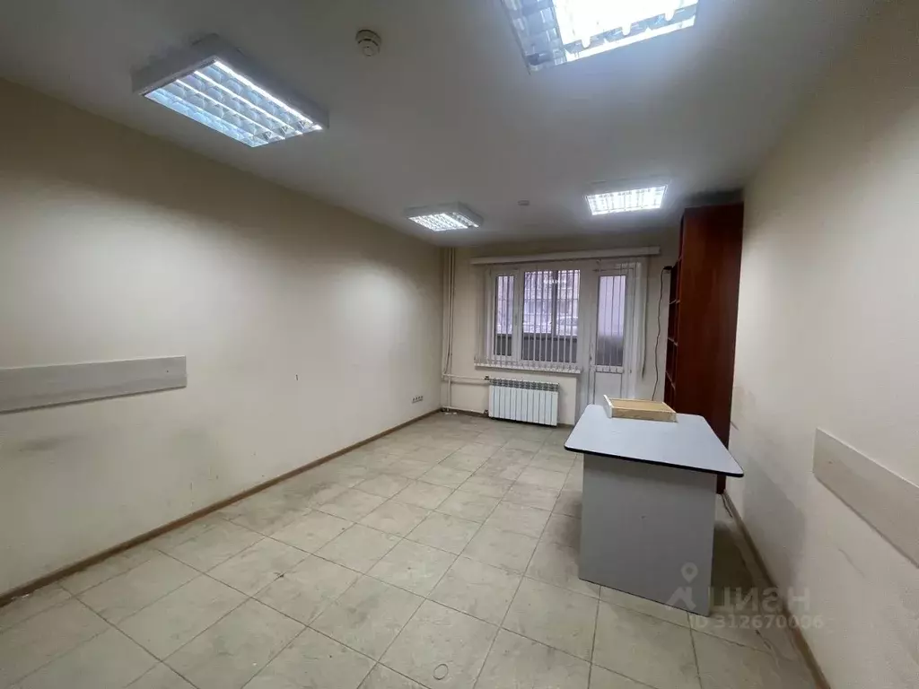 3-к кв. Саратовская область, Саратов ул. Имени П.Ф. Батавина, 13А ... - Фото 0