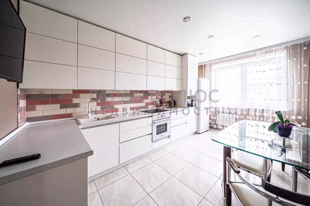 3-к кв. Липецкая область, Липецк ул. 50 лет НЛМК, 17А (82.0 м) - Фото 1