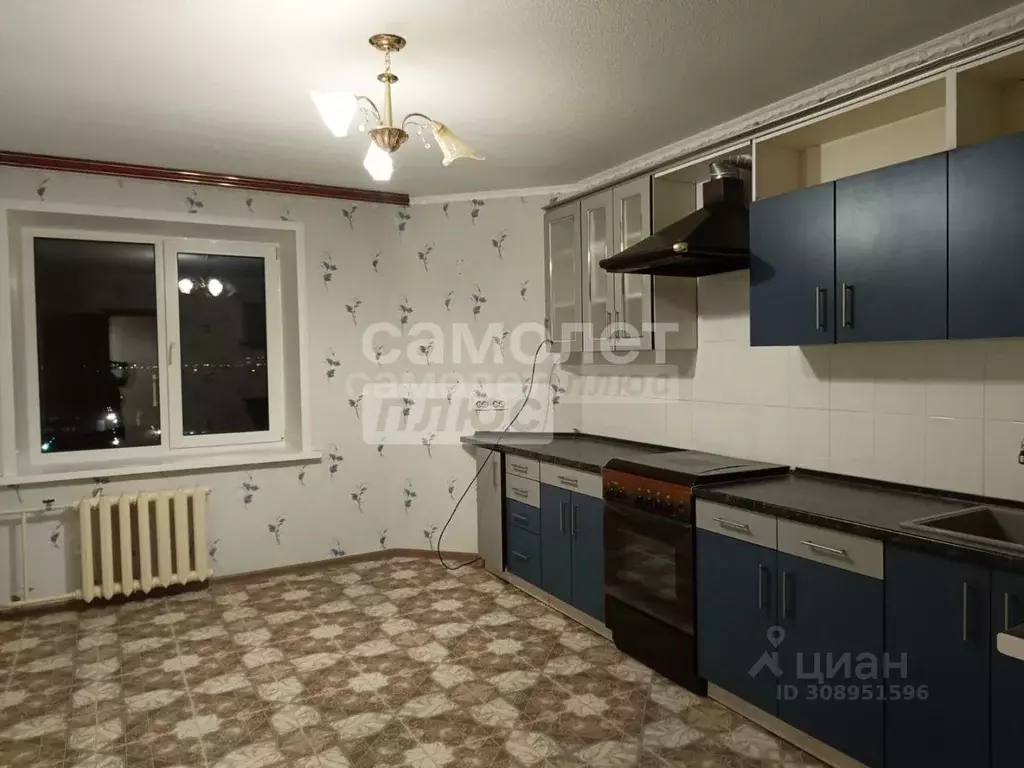 2-к кв. Калужская область, Калуга ул. Гурьянова, 18к2 (65.0 м) - Фото 1