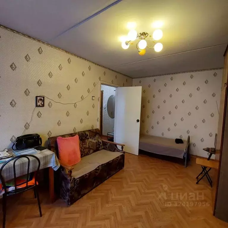 2-к кв. Вологодская область, Череповец ул. Краснодонцев, 58 (43.5 м) - Фото 2