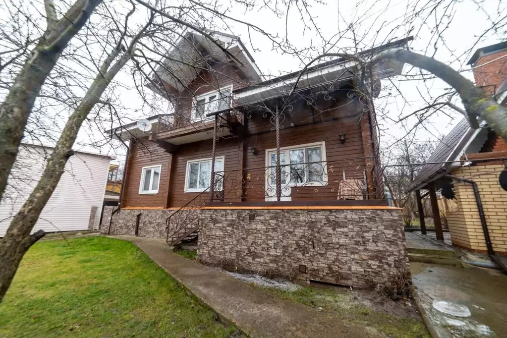 Дом в Татарстан, Казань Константиновка жилмассив, ул. Полевая (293 м) - Фото 0