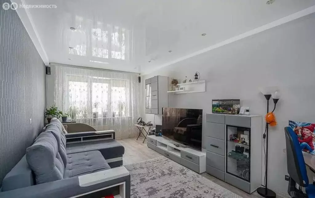 1-комнатная квартира: посёлок городского типа Яблоновский, улица ... - Фото 1