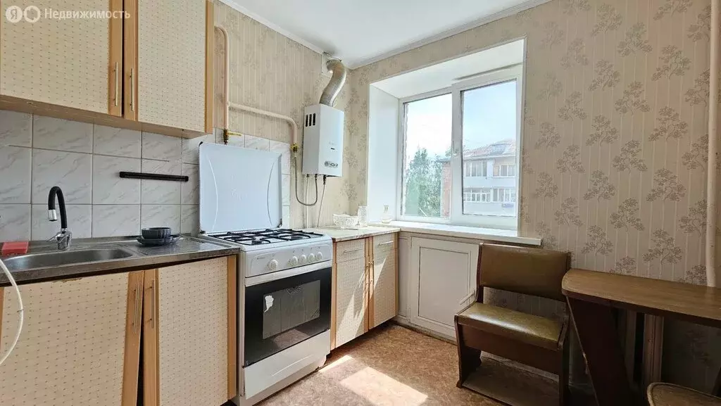 2-комнатная квартира: Октябрьский, Комсомольская улица, 17 (44.3 м) - Фото 2