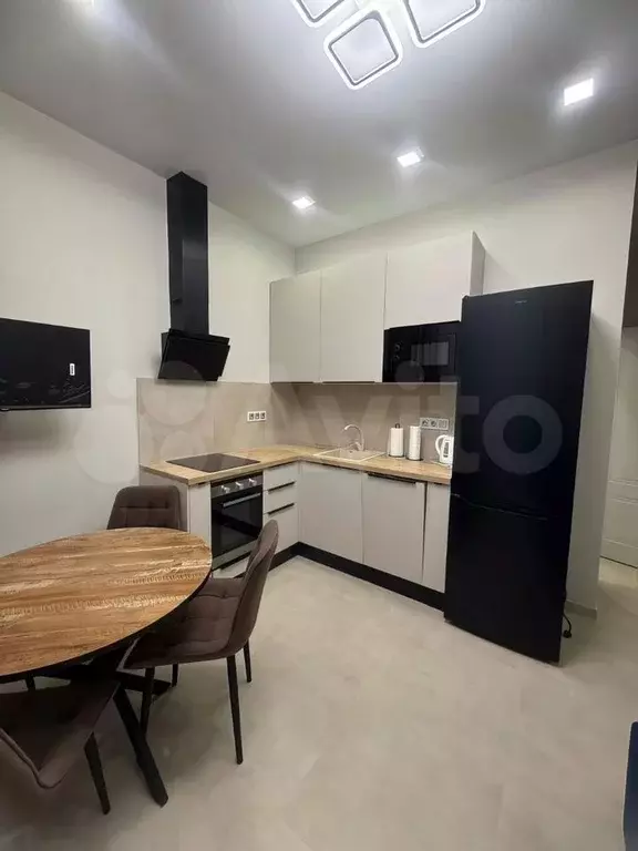 1-к. квартира, 40 м, 2/28 эт. - Фото 0