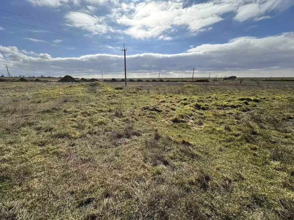 Участок в Крым, Ленинский район, Семисотское с/пос, с. Каменское  (6.0 ... - Фото 1