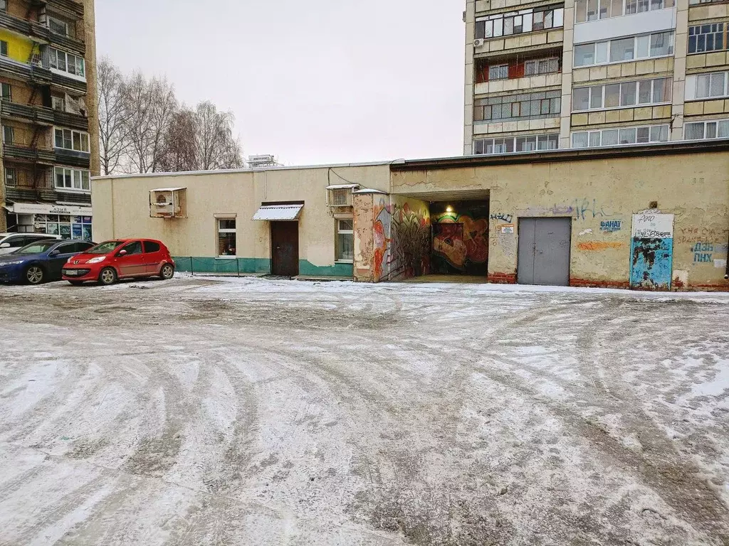 Помещение свободного назначения в Свердловская область, Екатеринбург ... - Фото 1