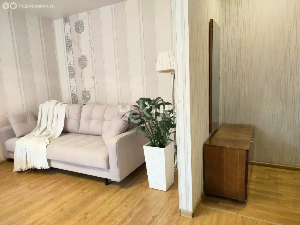 2-комнатная квартира: Нижний Новгород, улица Шаляпина, 4 (45 м) - Фото 0